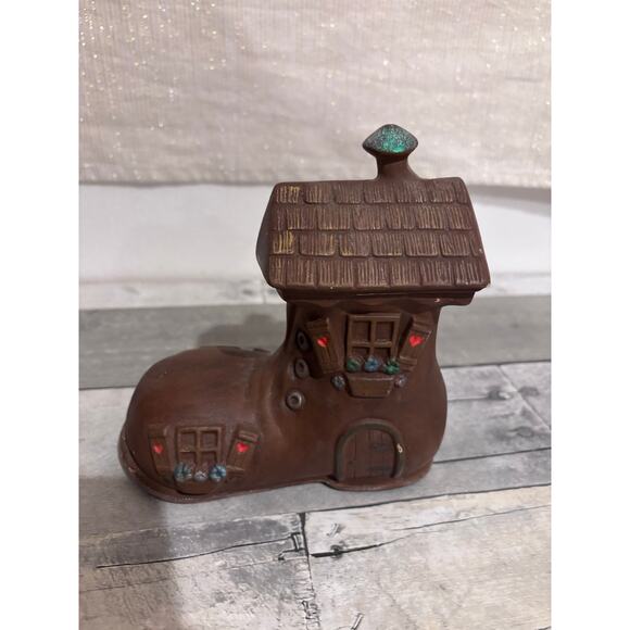 Vintage Old Woman Who Lived in a Shoe Ceramic Coin Bank - Picture 3 of 5